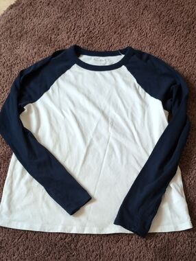 Old Navy White Tee with Navy Ribbed Trim